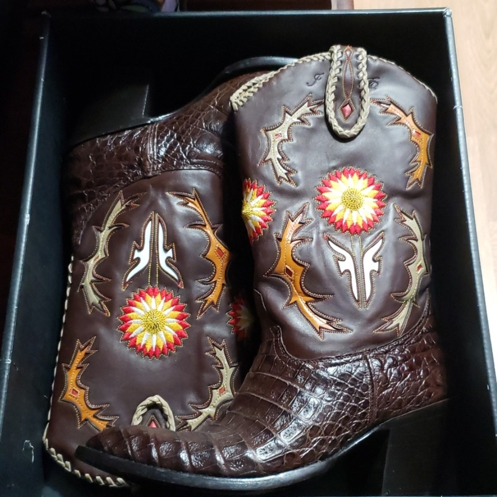 Frye leather bootsJennifer Estes collection sz 8-9